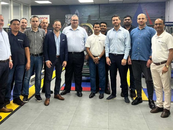 Bosch Power Tools Executives visit QTC